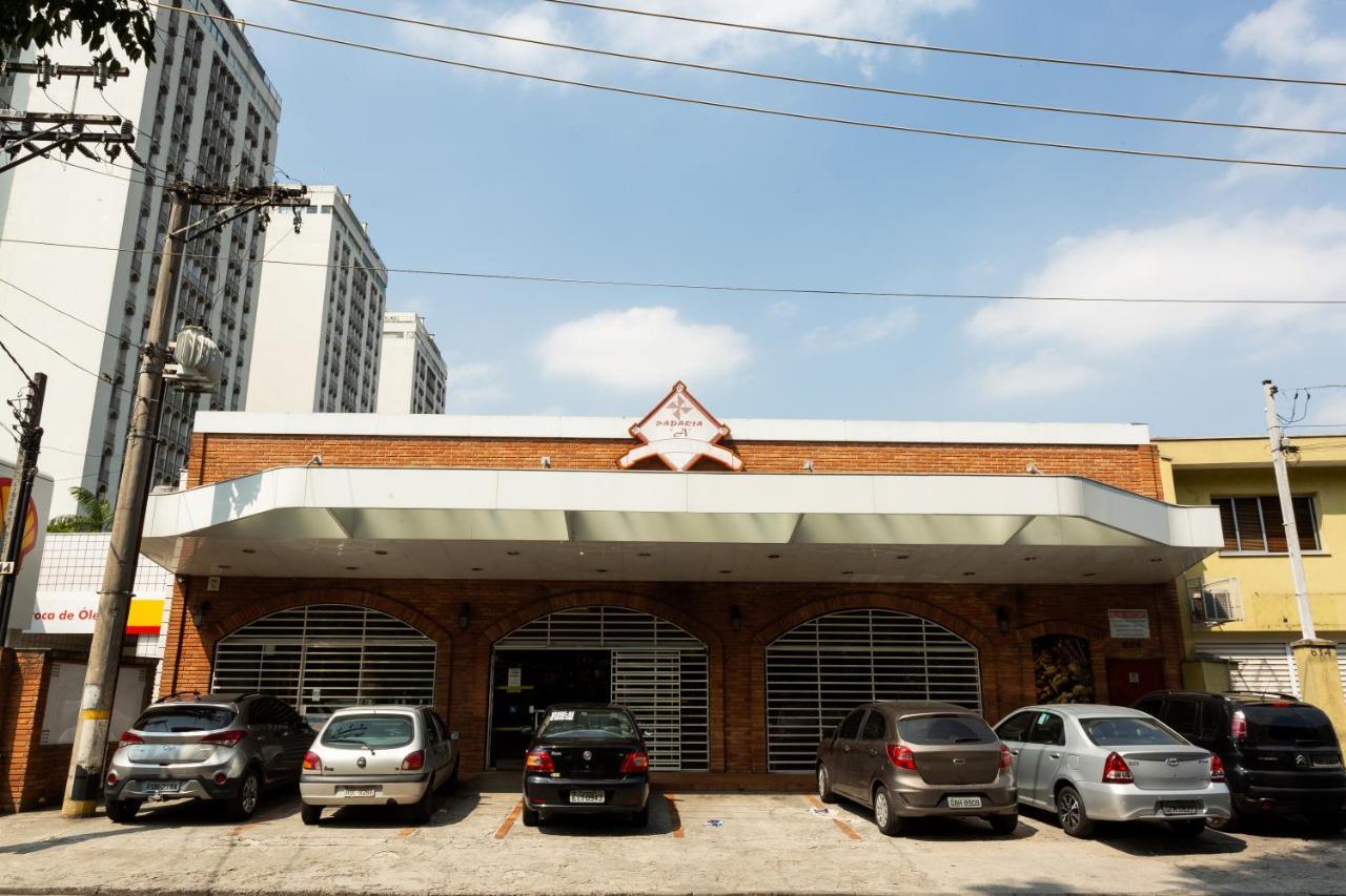 Aluguel De Suites Por Temporada Em Alto De Pinheiros Сан-Пауло Экстерьер фото
